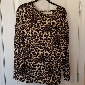 Animal print twist back top